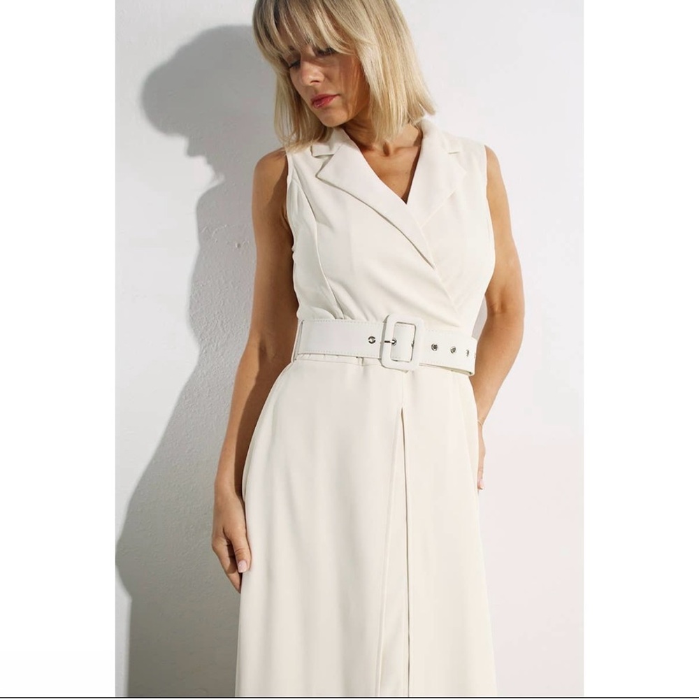 NWT Boutique Lyla Pleated Belted Maxi Evening Dress – Cream White - Picture 10 of 15